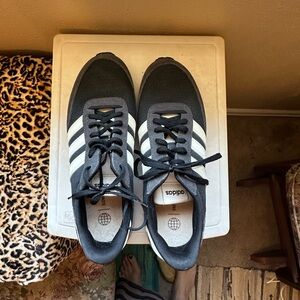 Adidas Run 70s Black and White Sneakers Never wornNew without tag or box